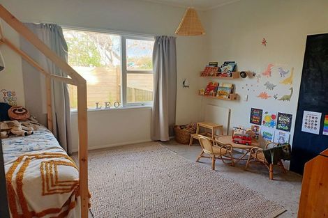 Photo of property in 18 Rimu Road, Raumati Beach, Paraparaumu, 5032