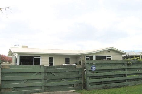 Photo of property in 637 Maunganui Road, Mount Maunganui, 3116