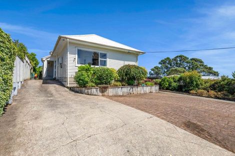 Photo of property in 57 Huatoki Street, Vogeltown, New Plymouth, 4310