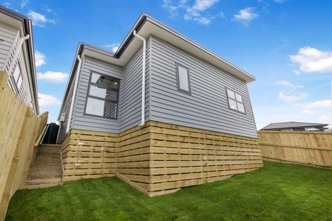 Photo of property in 38 Scenic Rise, Rototuna North, 3281