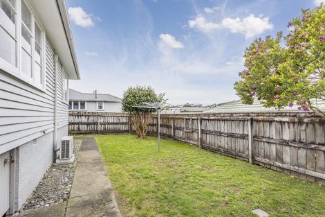 Photo of property in 334 Main Road, Tawa, Wellington, 5028
