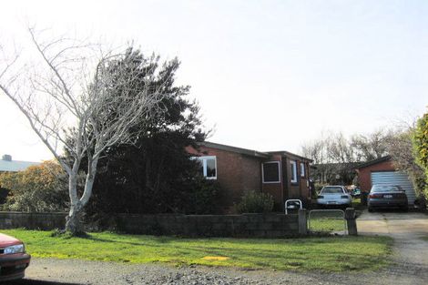 Photo of property in 13 Hillary Street, Winton, 9720