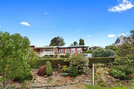 Photo of property in 37 Dyers Pass Road, Cashmere, Christchurch, 8022