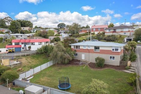 Photo of property in 39 Waldron Crescent, Green Island, Dunedin, 9018
