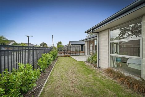 Photo of property in 9/3 Nyoli Street, Northcote, Christchurch, 8052