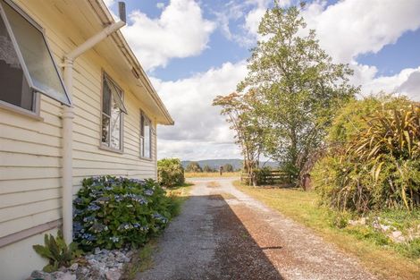 Photo of property in 1229 Atarau Road, Atarau, Blackball, 7871