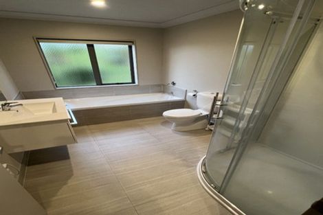 Photo of property in 6 Brindle Way, Newlands, Wellington, 6037