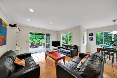 Photo of property in 12b Frank Frethey Place, Highlands Park, New Plymouth, 4312