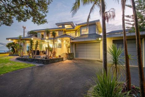 Photo of property in 859 Whangaparaoa Road, Manly, Whangaparaoa, 0930