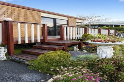 Photo of property in 20 Muscat Place, Henderson, Auckland, 0612