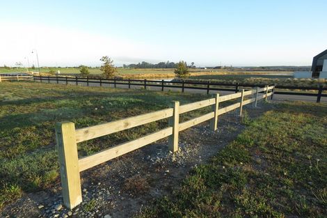 Photo of property in 8 West Bay Place, Huntingdon, Ashburton, 7774