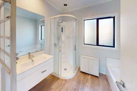 Photo of property in 5 Poplar Grove, Feilding, 4702