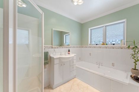 Photo of property in 51 John F Kennedy Drive, Milson, Palmerston North, 4414