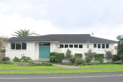 Photo of property in 113 Fisher Parade, Sunnyhills, Auckland, 2010