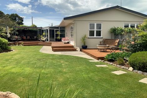 Photo of property in 12 Woodland Avenue, Motueka, 7120