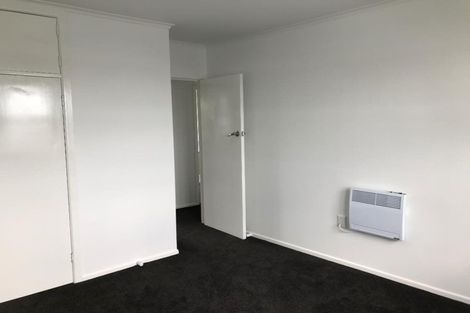 Photo of property in 2/22 Marama Street, Castor Bay, Auckland, 0620