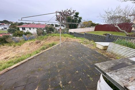 Photo of property in 61 Blake Street, Waitara, 4320