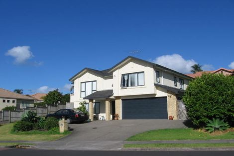 Photo of property in 14 Westminster Gardens, Unsworth Heights, Auckland, 0632