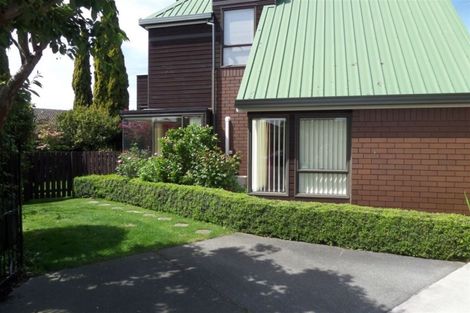 Photo of property in 1/35 Solway Avenue, Ilam, Christchurch, 8041