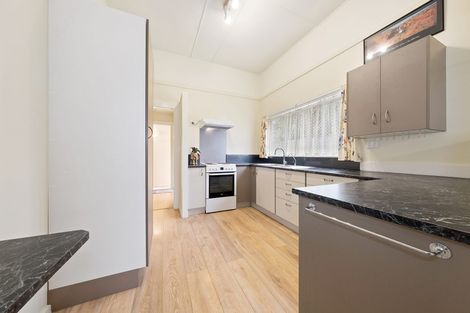 Photo of property in 227 Marine Parade, New Brighton, Christchurch, 8061