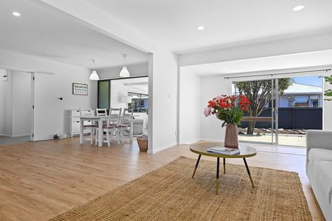 Photo of property in 25 Pandora Street, North New Brighton, Christchurch, 8083