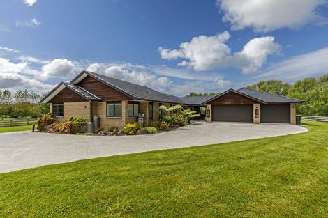 Photo of property in 34 Arone Way, Wainui, 0994