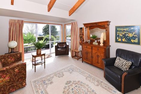 Photo of property in 72 Kauri View Road, Opaheke, Papakura, 2584