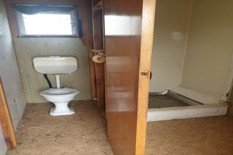 Photo of property in 319 Makirikiri Road, Crofton, Marton, 4787