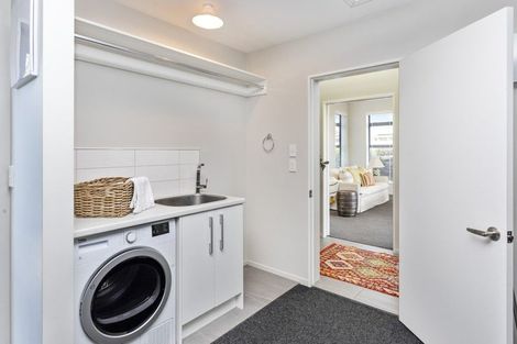 Photo of property in 80 Tomes Road, St Albans, Christchurch, 8052