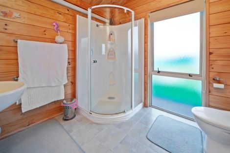 Photo of property in 437 Turuturu Road, Hawera, 4674