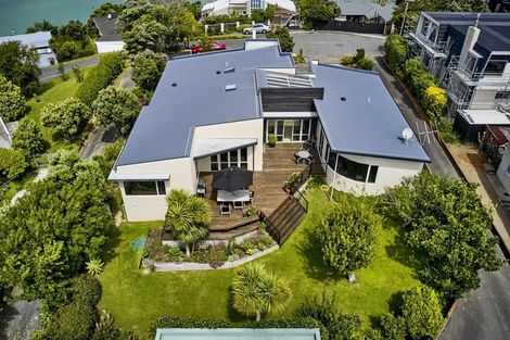 Photo of property in 95 Seaview Road, Paremata, Porirua, 5024