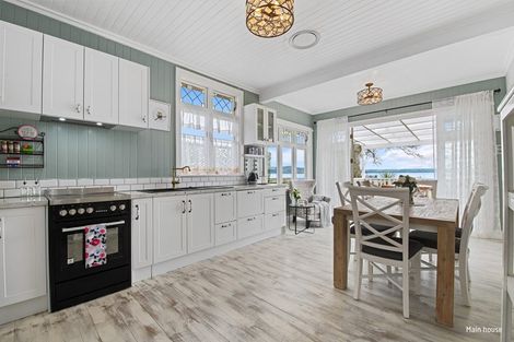 Photo of property in 9 Willow Avenue, Hannahs Bay, Rotorua, 3010