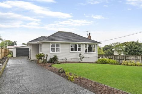 Photo of property in 14 Fairclough Road, Beach Haven, Auckland, 0626