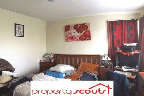 Photo of property in 2/8 Latham Avenue, Pakuranga, Auckland, 2010