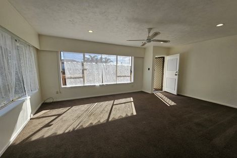 Photo of property in 156 Manuroa Road, Takanini, 2112