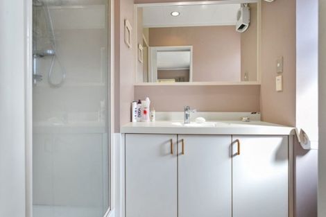 Photo of property in 67 Moore Street, Leamington, Cambridge, 3432