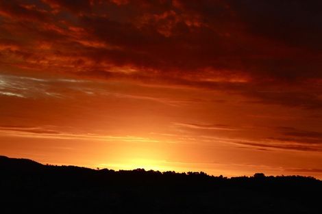 Photo of property in 47 Tiriwa Drive, Massey, Auckland, 0614