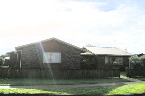 Photo of property in 11 Caesar Roose Drive, Glenview, Hamilton, 3206