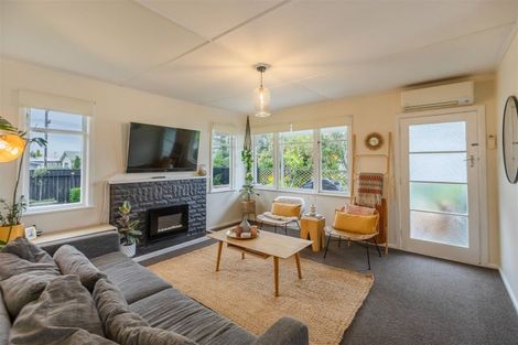 Photo of property in 1/57 Meeanee Road, Taradale, Napier, 4112