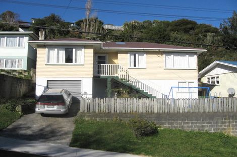 Photo of property in 22 Manor Drive, Stokes Valley, Lower Hutt, 5019