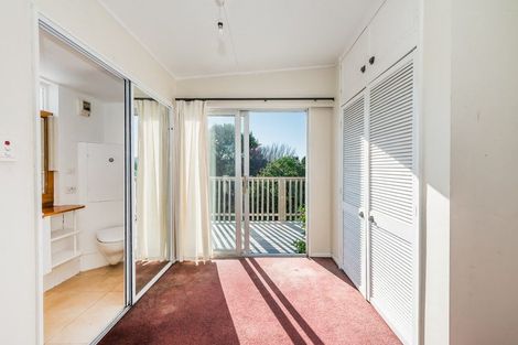 Photo of property in 14 Kowhai Grove, Raumati Beach, Paraparaumu, 5032