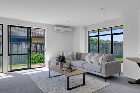 Photo of property in 5 Locksley Lane, Hamilton East, Hamilton, 3216