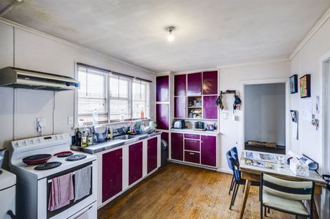 Photo of property in 10 Arnold Street, Onekawa, Napier, 4110