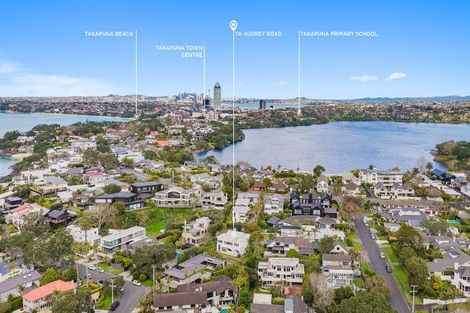 Photo of property in 7a Audrey Road, Takapuna, Auckland, 0620