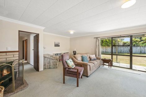 Photo of property in 27 Candu Lane, Kinloch, Taupo, 3377