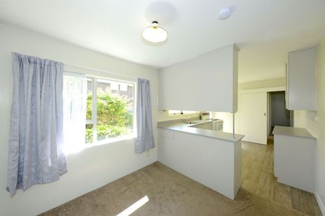 Photo of property in 63 Main Road, Redcliffs, Christchurch, 8081
