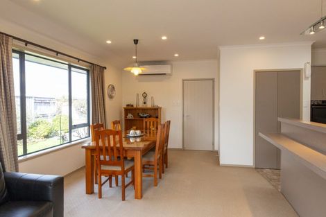 Photo of property in 48 Tennyson Avenue, Kelvin Grove, Palmerston North, 4414