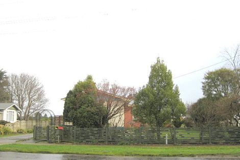 Photo of property in 158 Seaward Road, Edendale, 9825