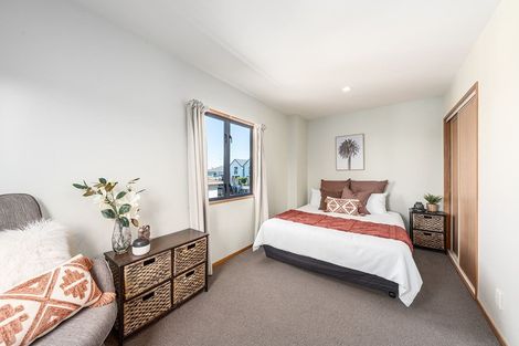 Photo of property in 40b Picton Avenue, Riccarton, Christchurch, 8011