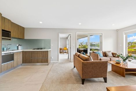 Photo of property in 14 Remuremu Street, Long Bay, Auckland, 0630